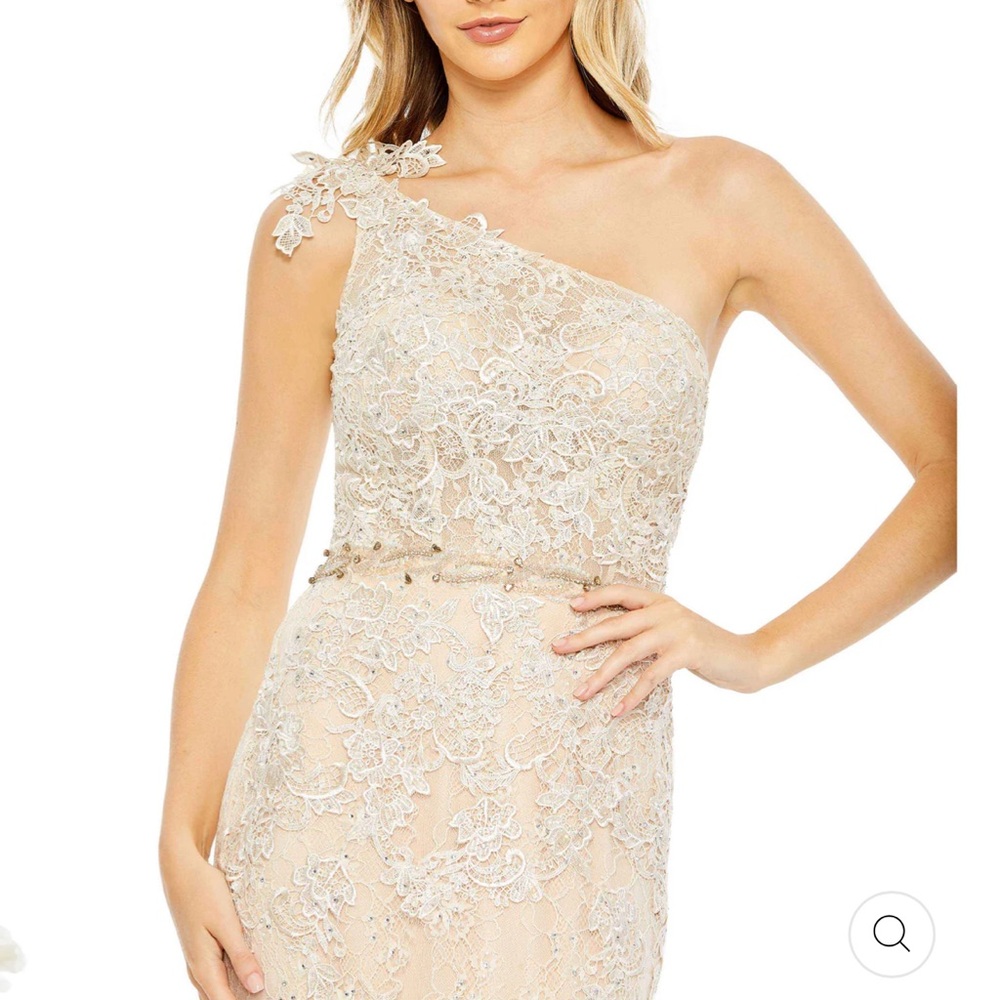 New Mac Duggal Floral Lace Train Gown Wedding dress Size 14